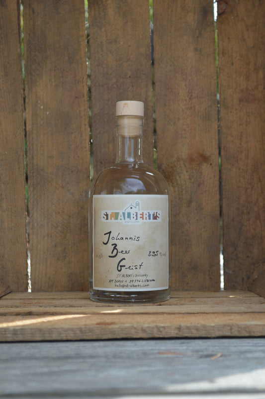 St. Albert's Johannisbeergeist